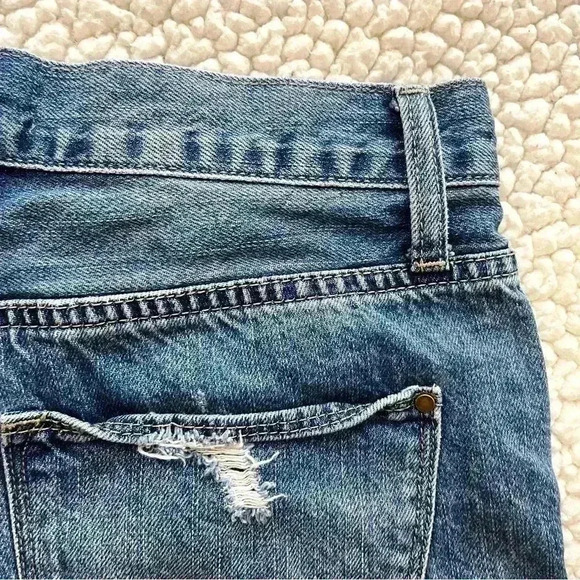 Petra 153 High Rise 100% Cotton Super Distressed Faded Mom Jean Shorts Size 7/27 - Picture 7 of 13